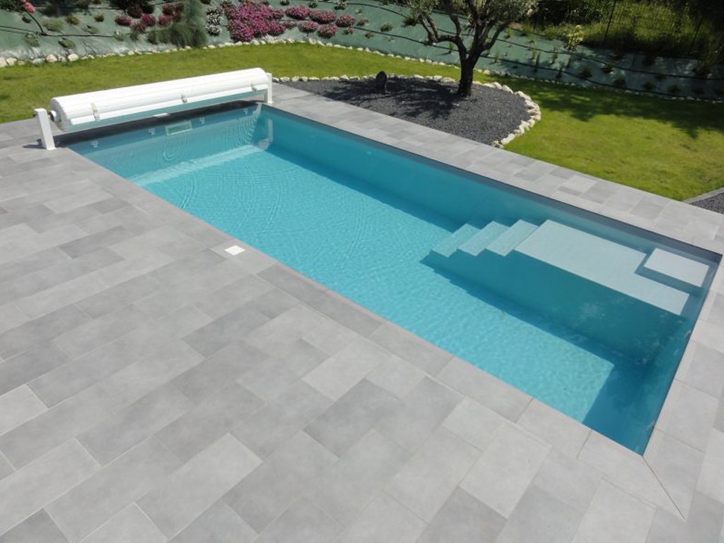 Construire une piscine en polyester avec Piscines et Décors du Sud