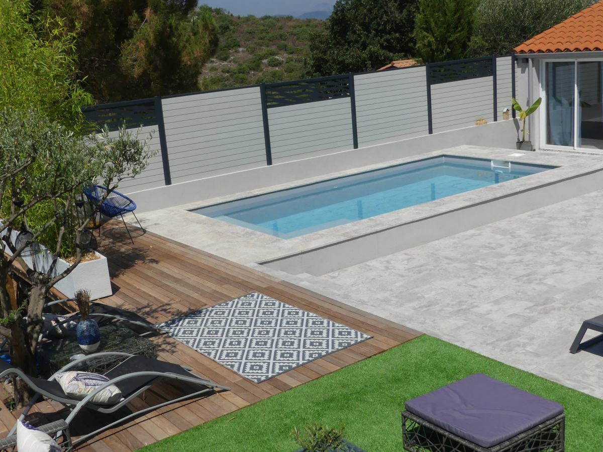 Piscine coque polyester