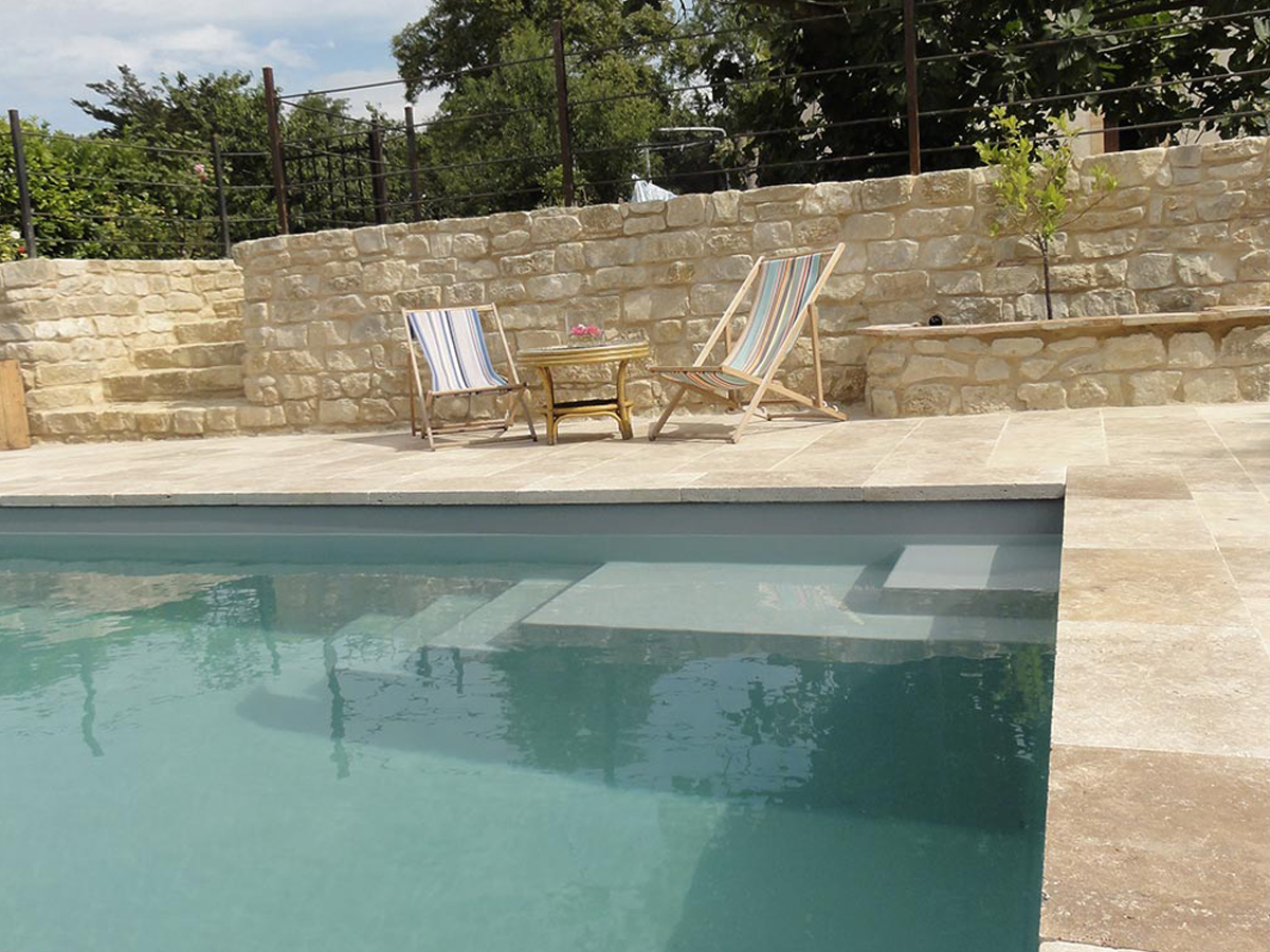 Piscine coque polyester